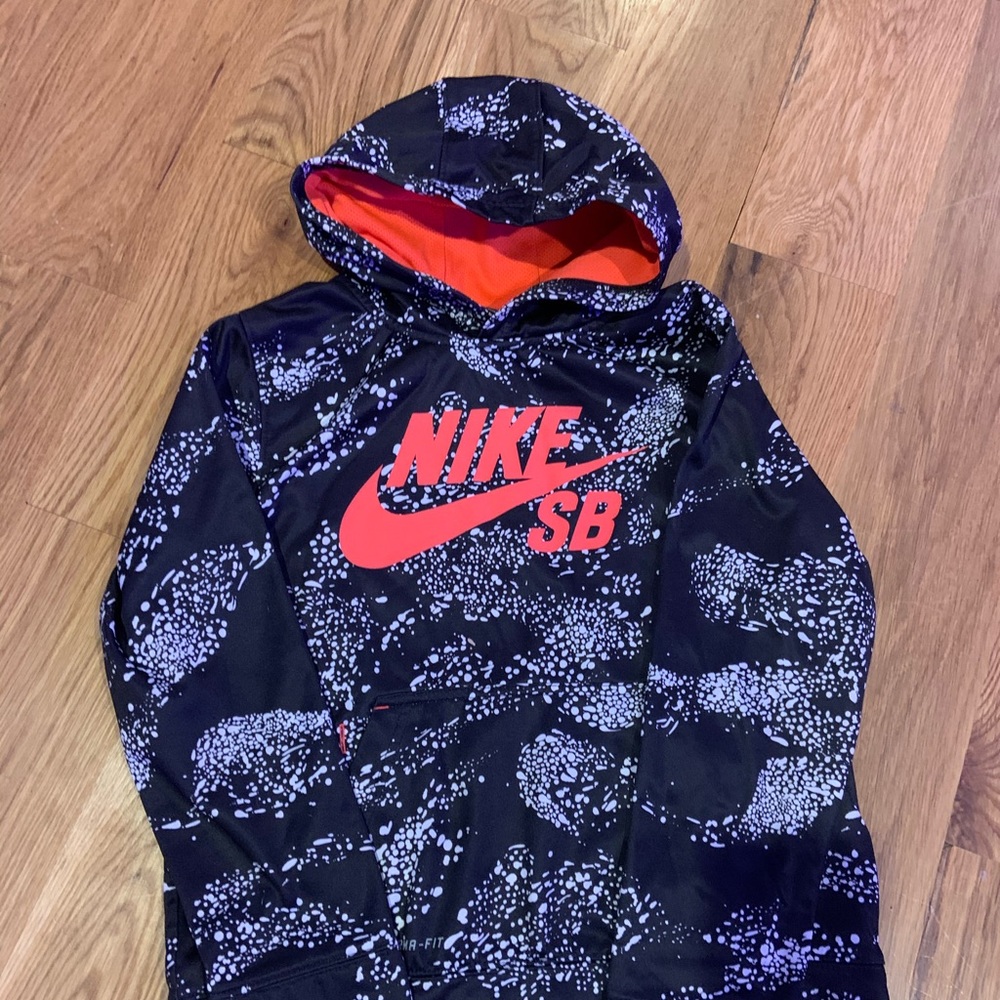 Nike hoodie